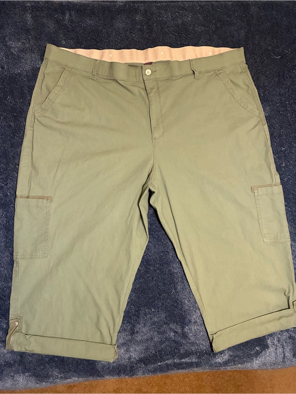 Gloria Vanderbilt Olive Green Casual Copped Cargo pants